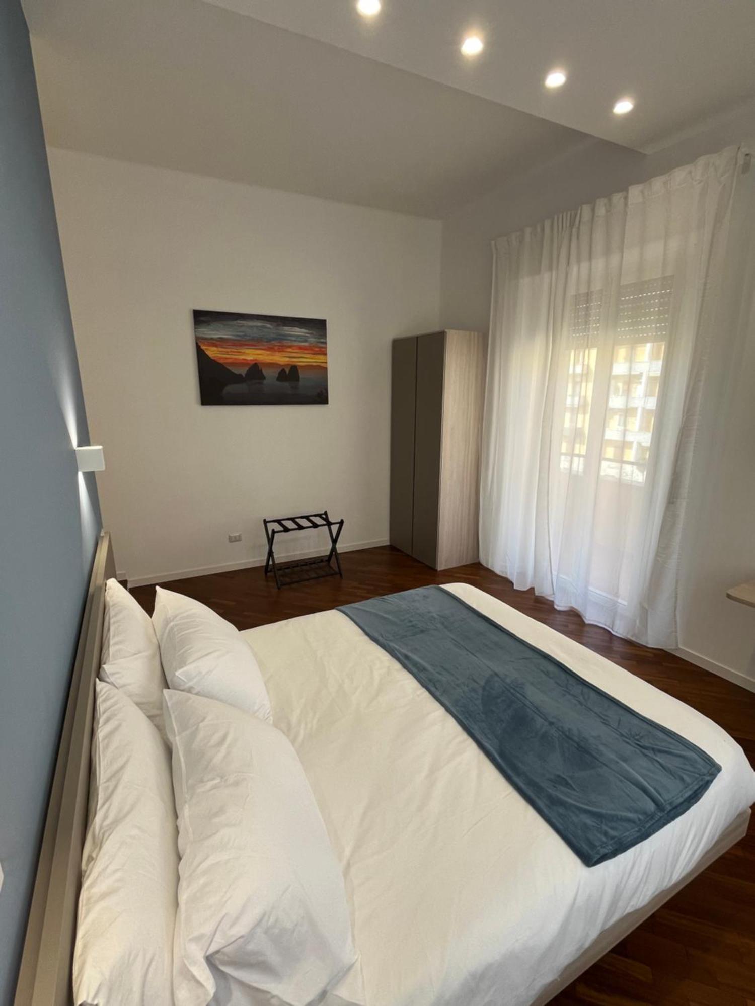 Maison Grimaldi Napoli Bagian luar foto