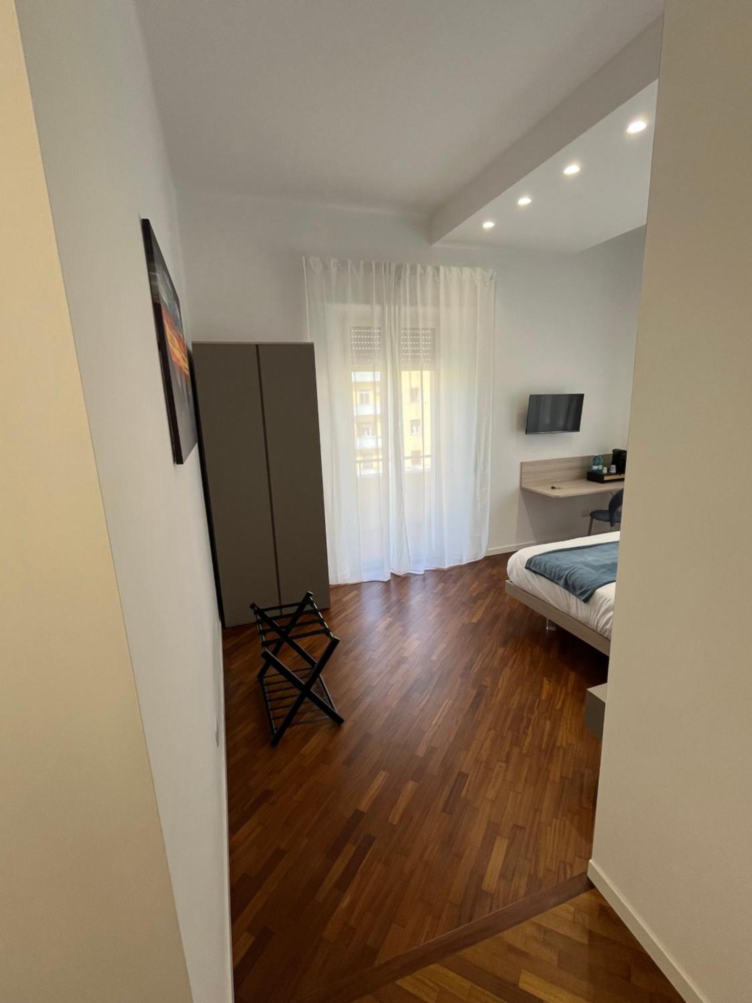Maison Grimaldi Napoli Bagian luar foto