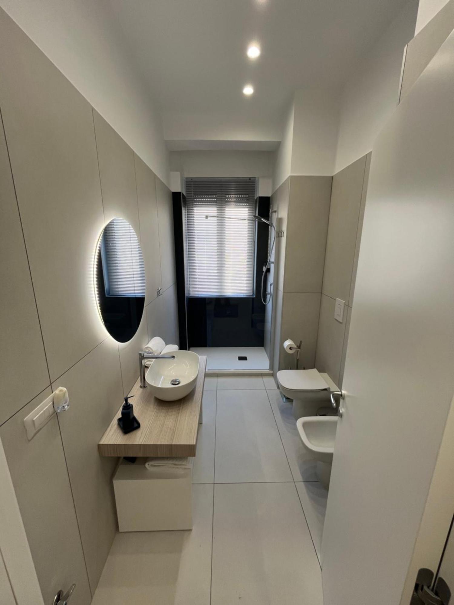 Maison Grimaldi Napoli Bagian luar foto