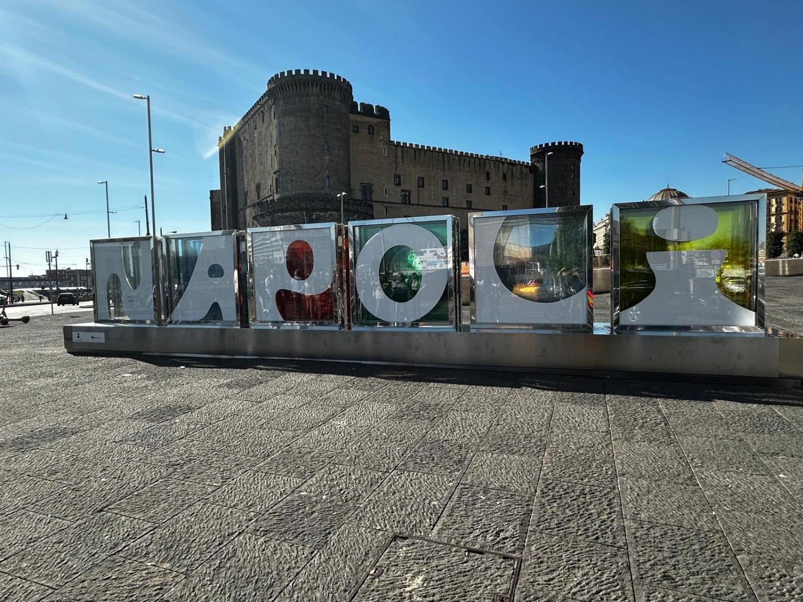 Maison Grimaldi Napoli Bagian luar foto